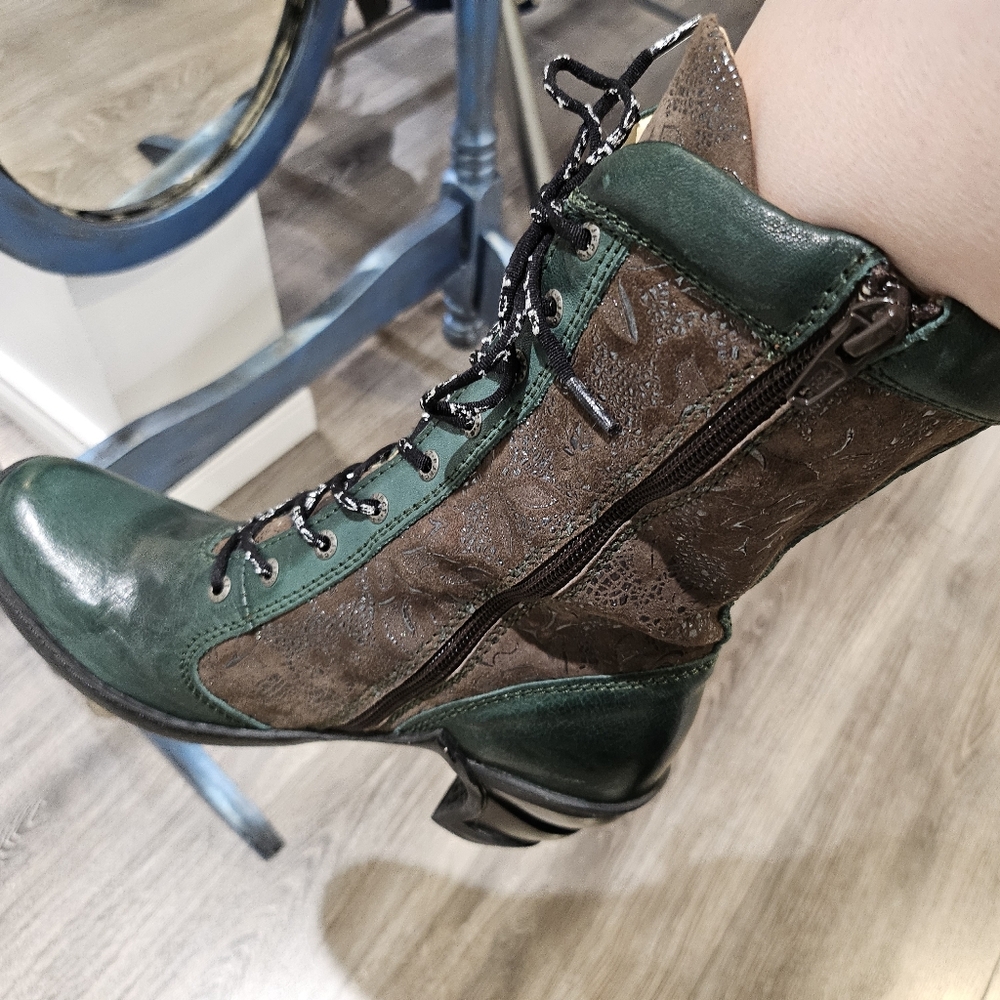 Magnificent Leather Boots, One Of A Kind ✨️